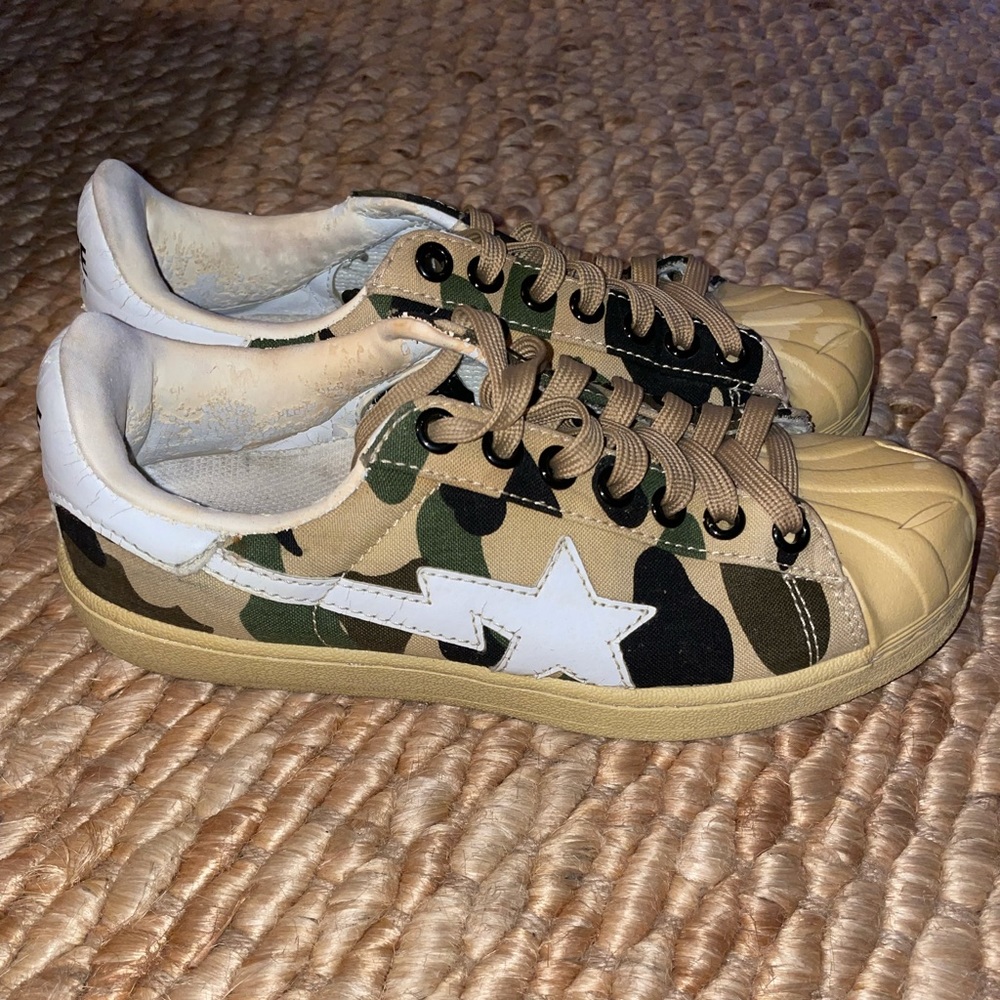 100% authentic Bape Skullsta size 8